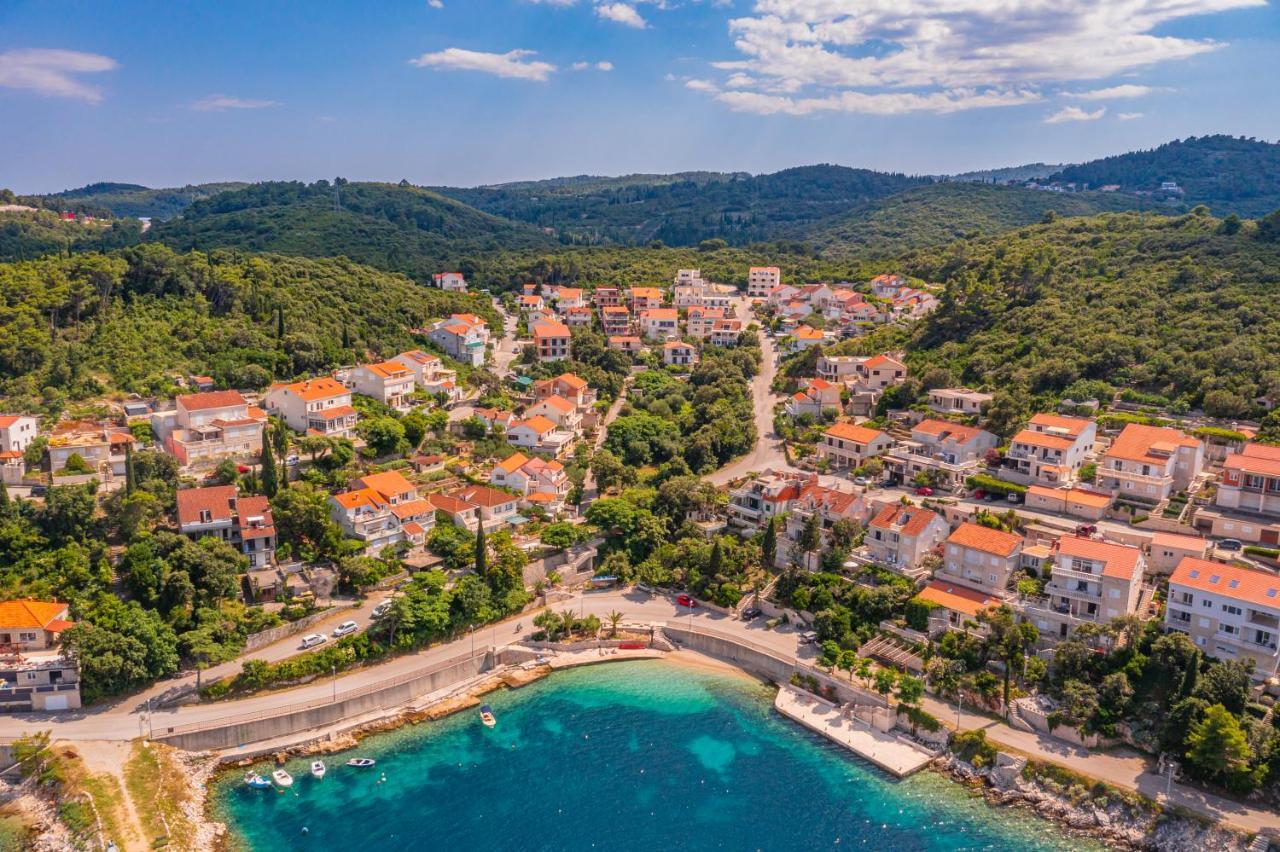 Luxury Nest Maretta & Oliva Apartment Medvinjak Exterior photo